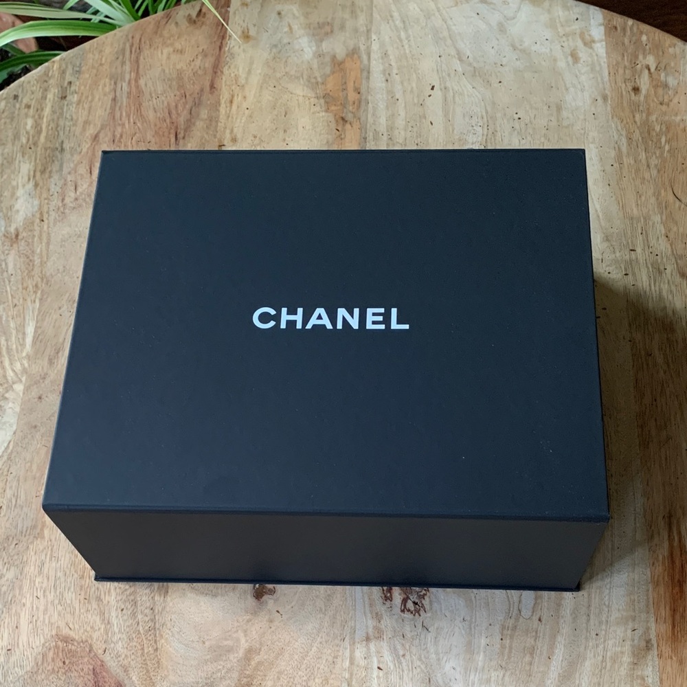 CHANEL Black Gift Box